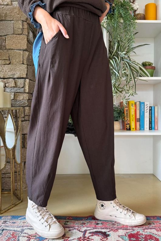 Bengaline Carrot Leg Trouser Coffee Bean